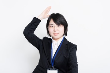 チョップする女性