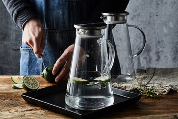 Glass kettle and water cup
