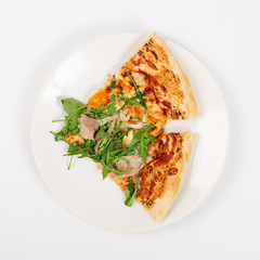 Pizza with Tomatoes, Prosciutto, Arugula and Mozzarella