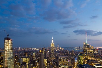 Obraz premium Beautiful aerial view of New York city skyline at night, USA
