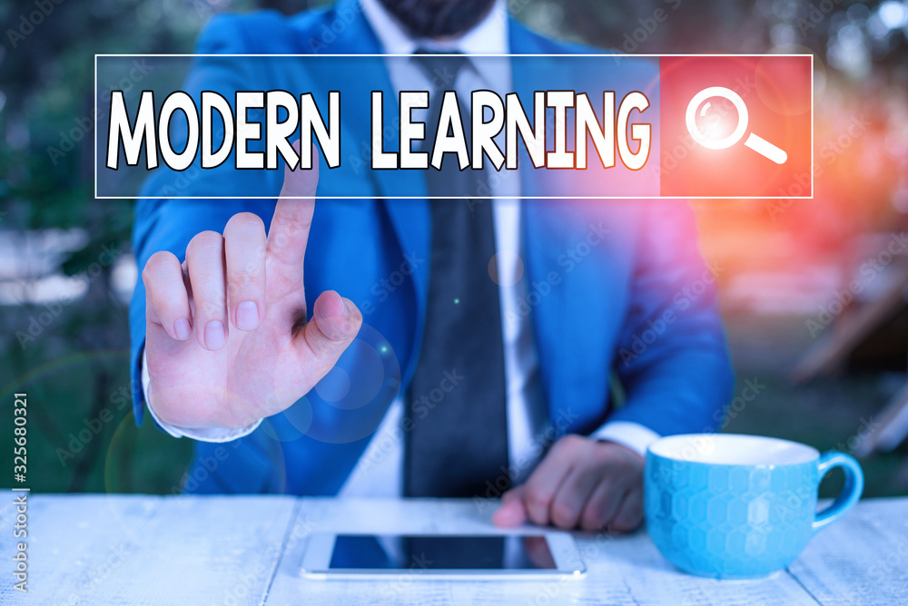 Poster writing note showing modern learning. business concept for flexible and agile setup innovative learn