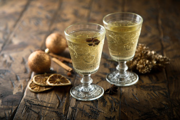 White mulled wine with spices