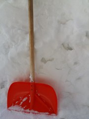 snow shovel