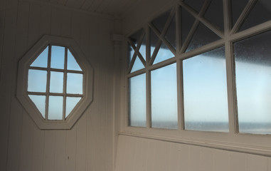 Seaside Windows 
