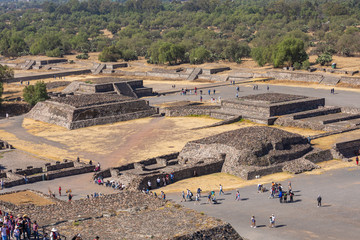 Obraz premium The Pyramids in ancient city of Teotihuacan in Mexico.