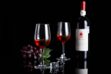 Glass red wine cup