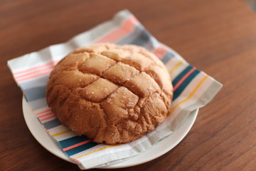 焼き立て メロンパン　おやつ　