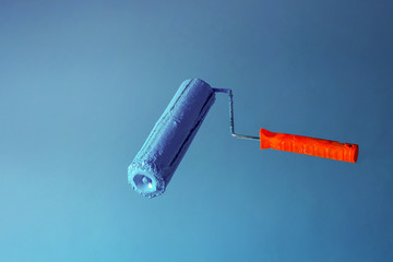 The roller device was painted separately on the color background.