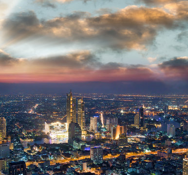 Aerial view of Bangkok Downtown Skyline at sunset, Thailand © jovannig