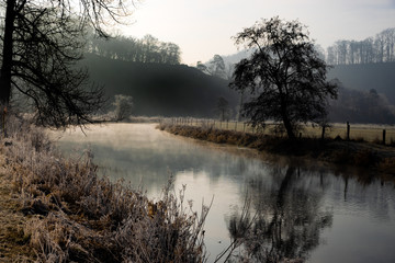 Fototapeta premium Winterlandschaft am Fluss