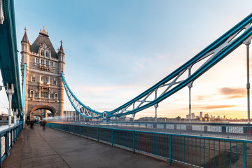 Fototapeta na wymiar Beautiful Tower bridge in London at sunrise