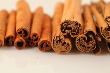 ceylon cinnamon and cassia bark .external differences