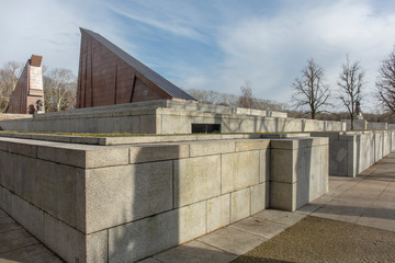 Fototapeta na wymiar Soviet War Memorial Treptower Park