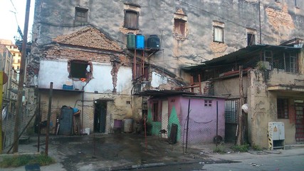 Fototapeta na wymiar Casa abandonada en La Habana