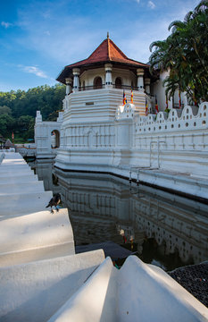 the temple of the holy tooth relict in Kandy / Sri Lanka