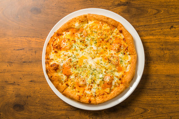 ピッツア　Italian home-made pizza