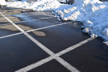 除雪した駐車場