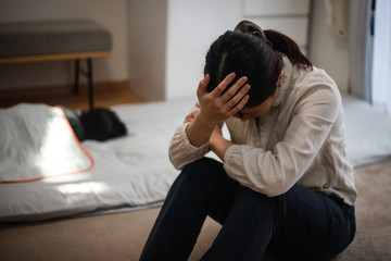 子育てに悩む母親