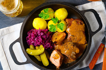 The Snirtje roast is a pork specialty from East Frisia and Papenburg in the Emsland.