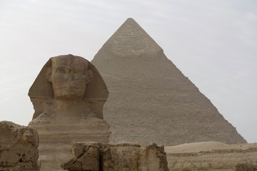 Great Sphinx of Giza and pyramid of Khafre, Egypt