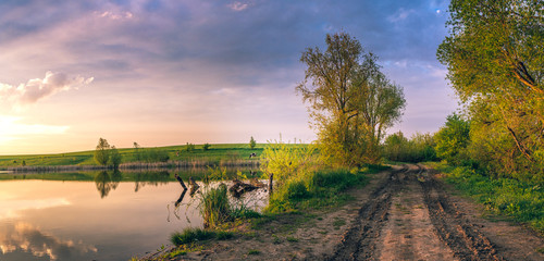 Obraz premium Sunrise on river