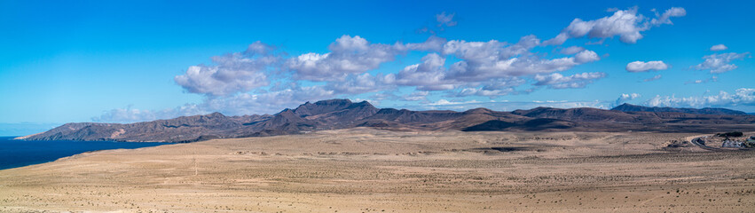 Istmo de la Pared - Fuerteventura at its narrowest point. Stone desert