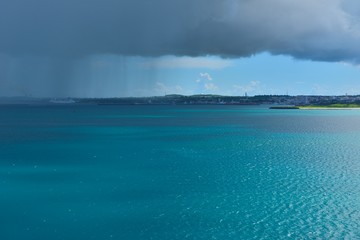 沖縄　宮古島のスコール