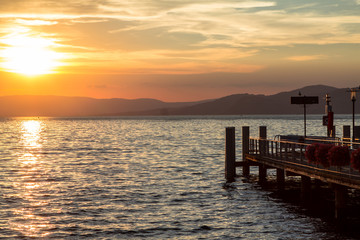 Fototapeta na wymiar Geneva lake sunset in Switzerland
