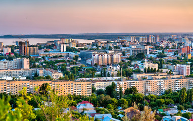 Obraz premium Skyline of Saratov town in Russia