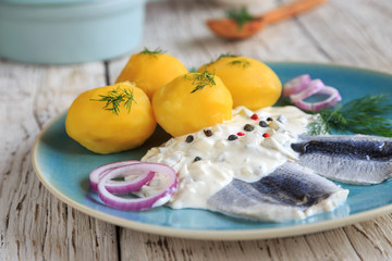 Hering mit Kartoffeln
