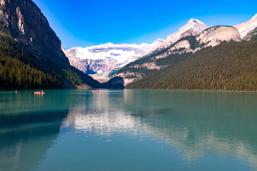 Fototapeta na wymiar Lake Louise, Banff National Park - Alberta - Canada