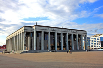 Fototapeta na wymiar Palace of the Republic in Minsk, Belarus