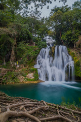 Fototapeta na wymiar river beautiful Waterfalls of Tamasopo san luis potosi mexico