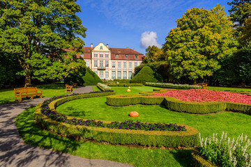 Fototapeta Sightseeing of Poland. Oliwa park and the Abbey Palace is a beautiful city Park and a popular tourist attraction in Gdansk, Poland obraz