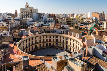 Valencia - Plaza Redonda in the historic center of Valencia © majonit