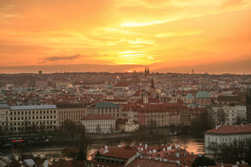 Fototapeta na wymiar Prag Sonnenuntergang