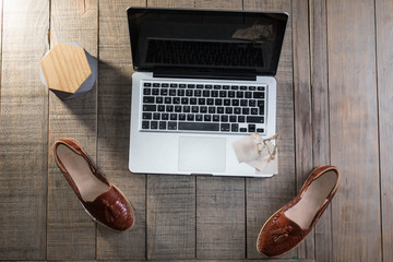 laptop zapato