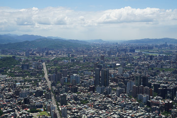 台北１０１から見える台北の街並みと青空