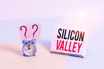 Writing note showing Silicon Valley. Business concept for home to analysisy startup and global...