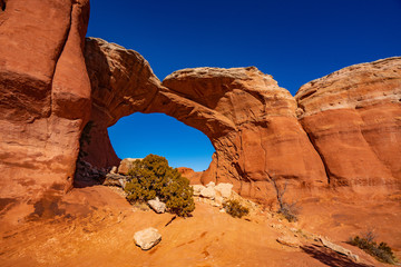 Turret Arch as the Sun Shines © Larry