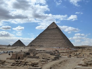 pyramid of giza