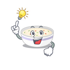 a clever steamed egg cartoon character style have an idea gesture