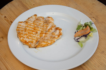  grilled chicken breast with black pepper