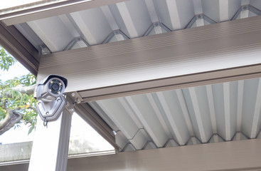 屋外防犯カメラ　