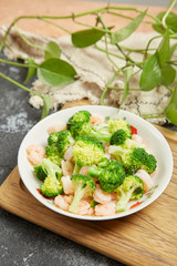 Fried shrimps with Broccoli