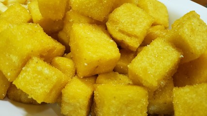 Polenta frita