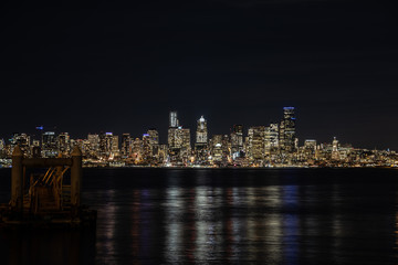 Fototapeta na wymiar Seattle cityscape at night
