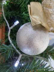 bolinha cinza de natal 