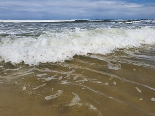 onda de praia cristalina