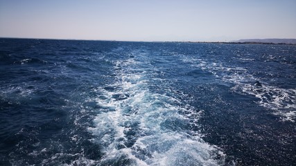  sea ​​water foam and blasting sea for cover or background
